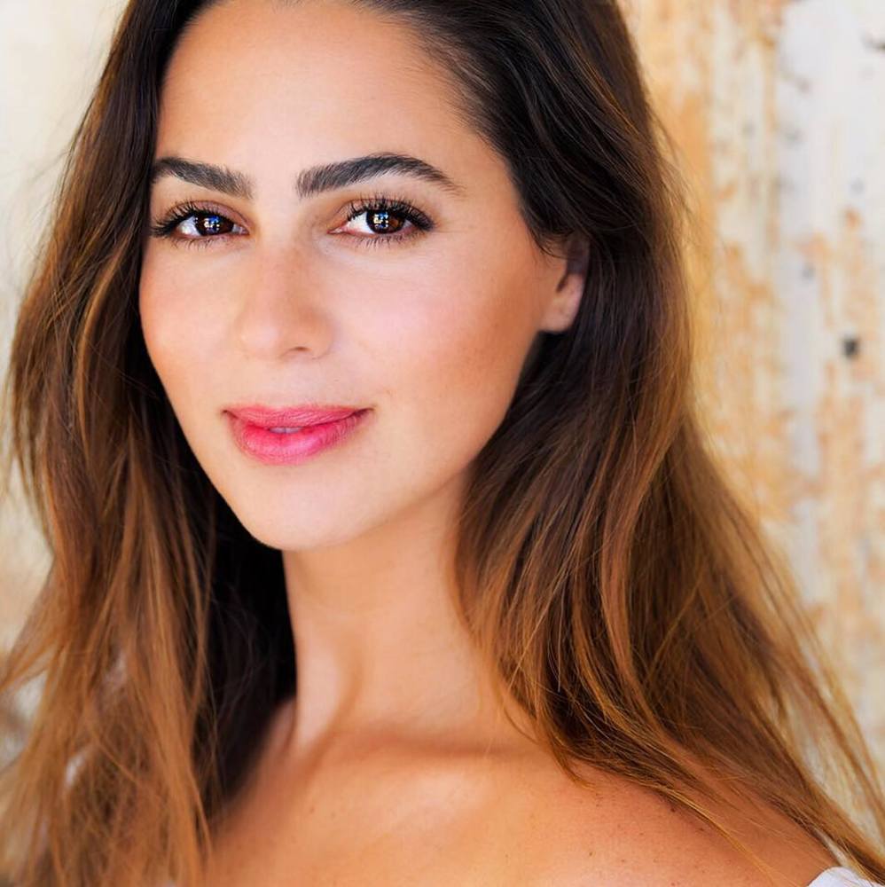 Meet your Posher, Valeria